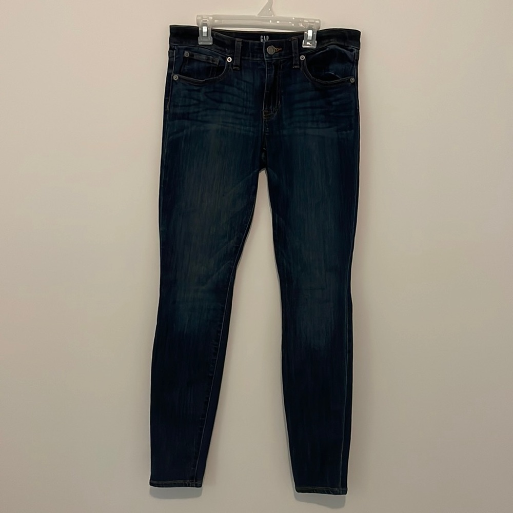 Gap Dark Wash Skinny Jeans size 26